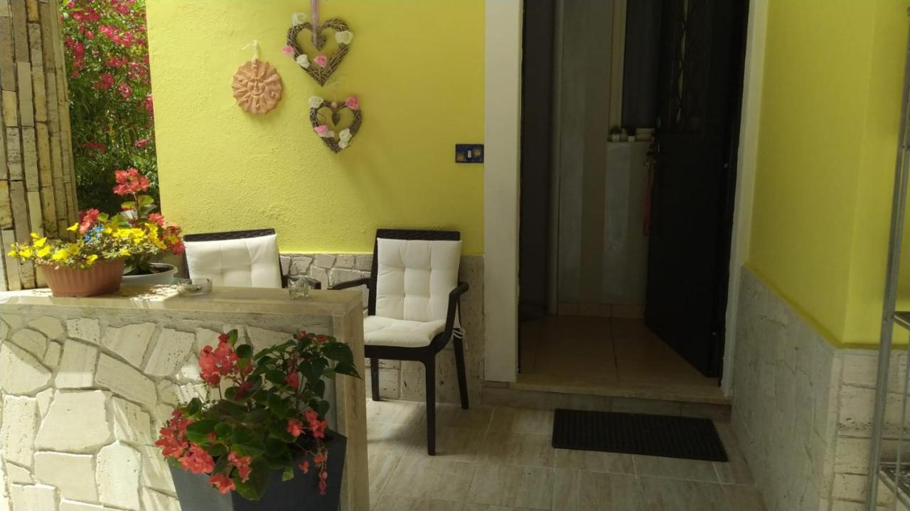 Il Roseto Bed & Breakfast Frosinone Exterior photo